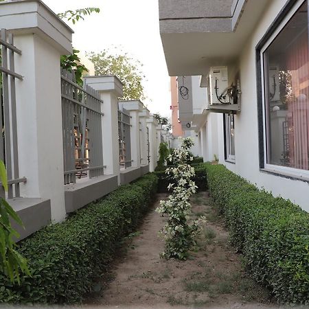 Braj Villas Vrindāvan エクステリア 写真